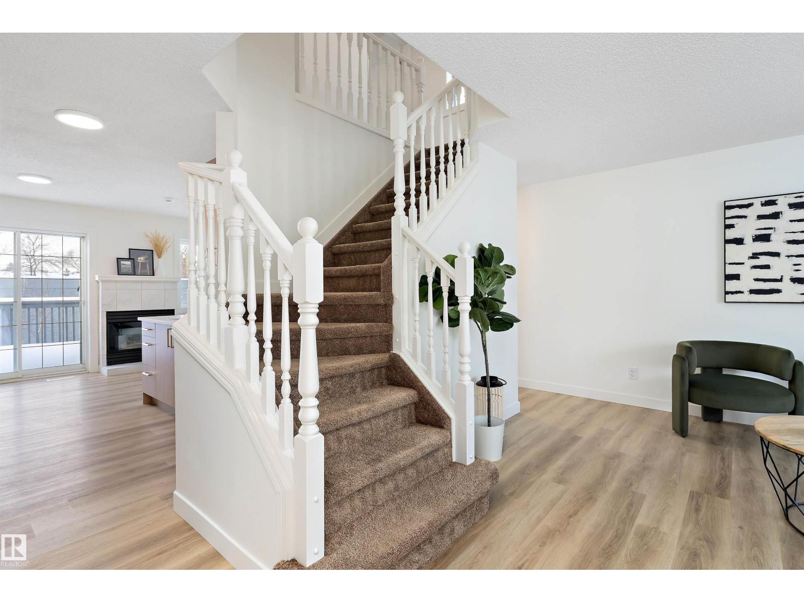 Additional image 4 of 63-1033 Youville Drive NW, Edmonton, AB, T6L6V9