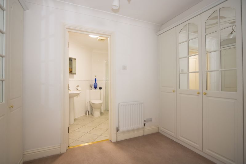 Additional image 11 of 3 bed flat for saleGlynne Tower, Bridgeman Road, Penarth CF64