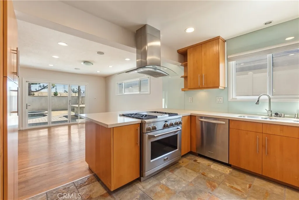 Additional image 65 of 828 Stevely Ave, Long Beach, CA 90815