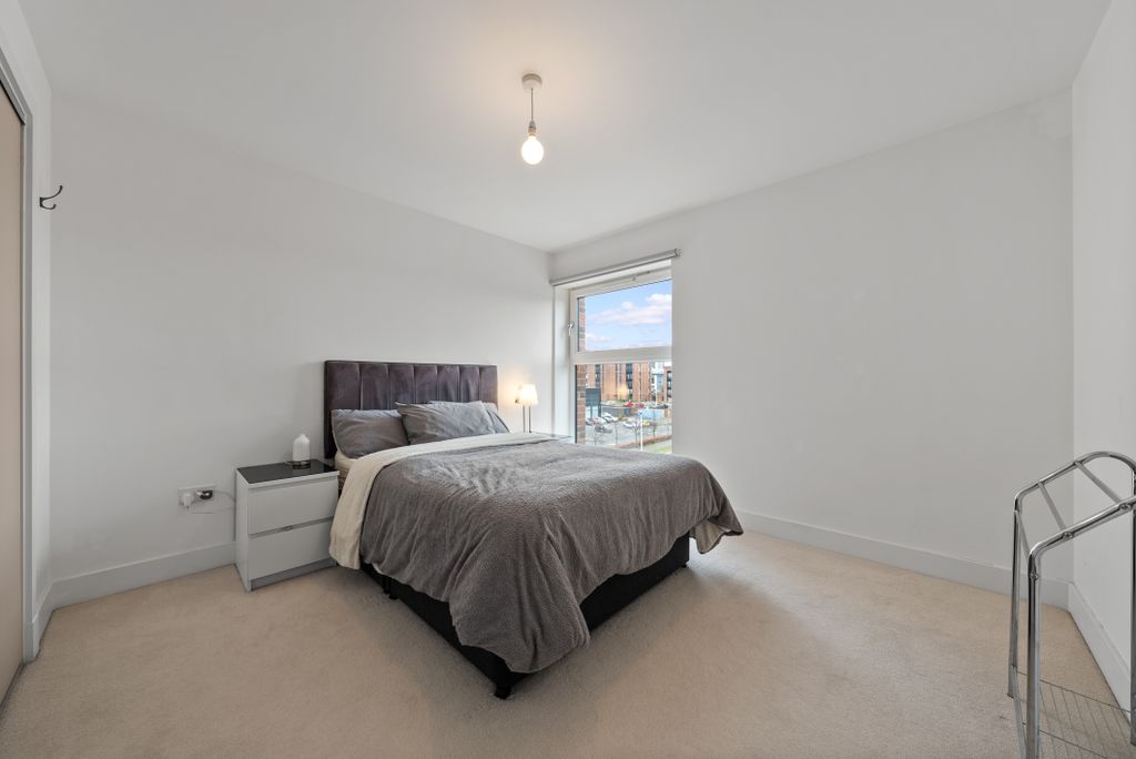 Additional image 9 of 2 bed flat for saleFestival Court, Princes Quay, Glasgow G51