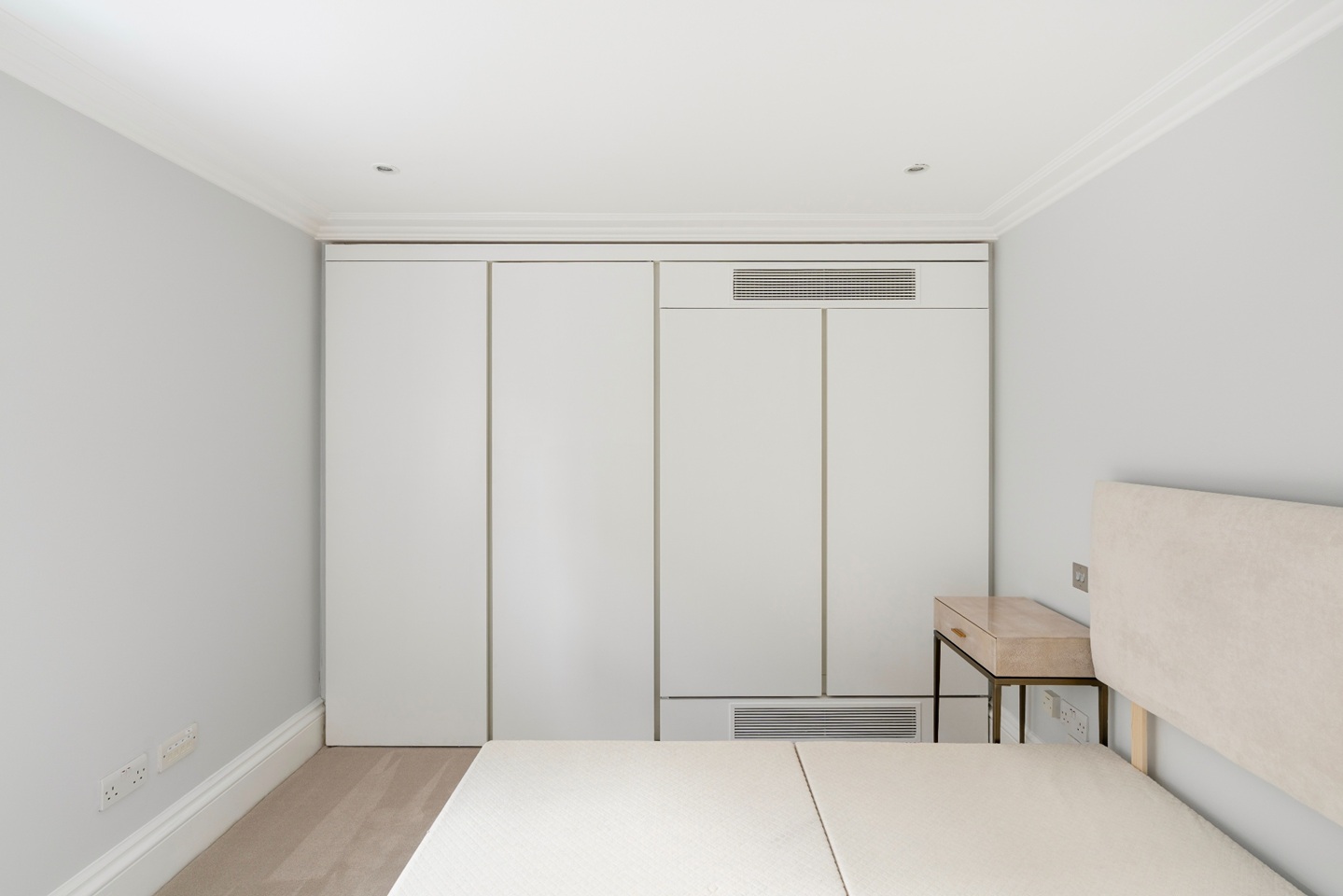 Additional image 11 of 2 Bed Flat, Kings Road, SW3, N1 7GU