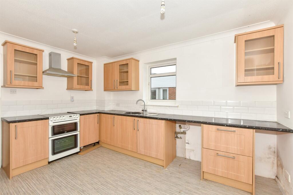 Additional image 6 of London Road, River, Kent