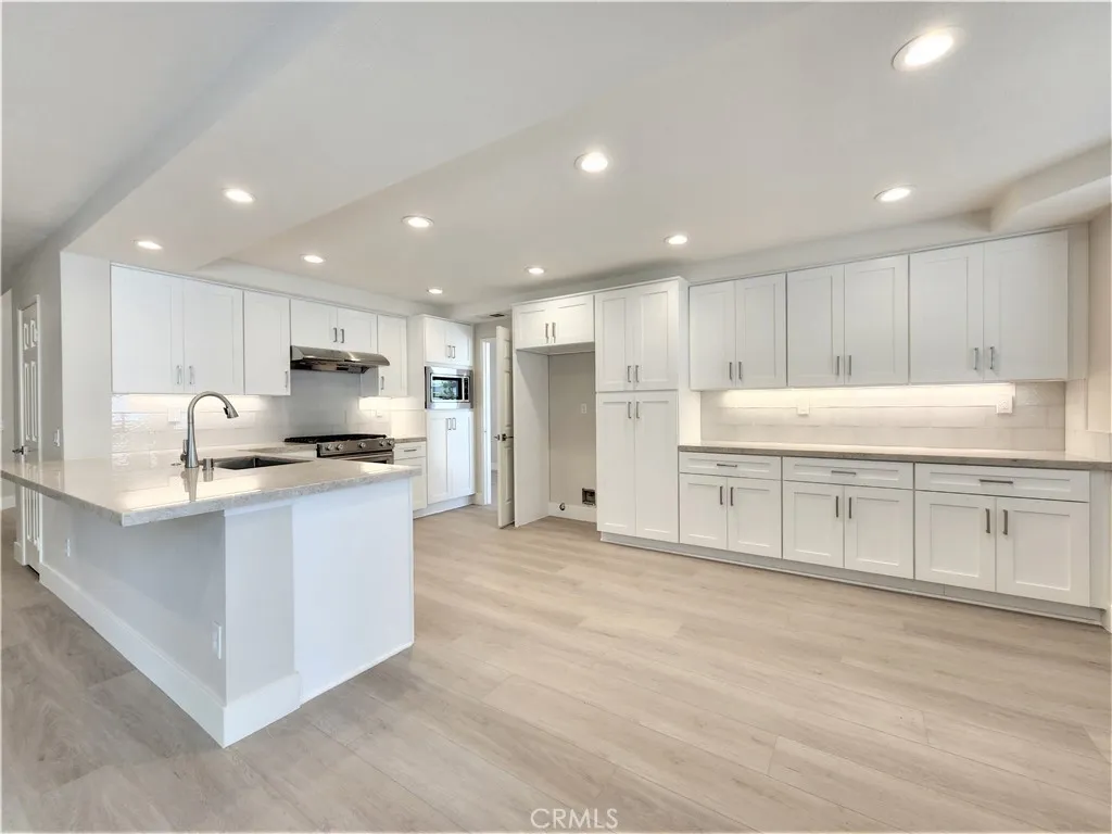 Additional image 9 of 14 Andalucia, Irvine, CA 92614