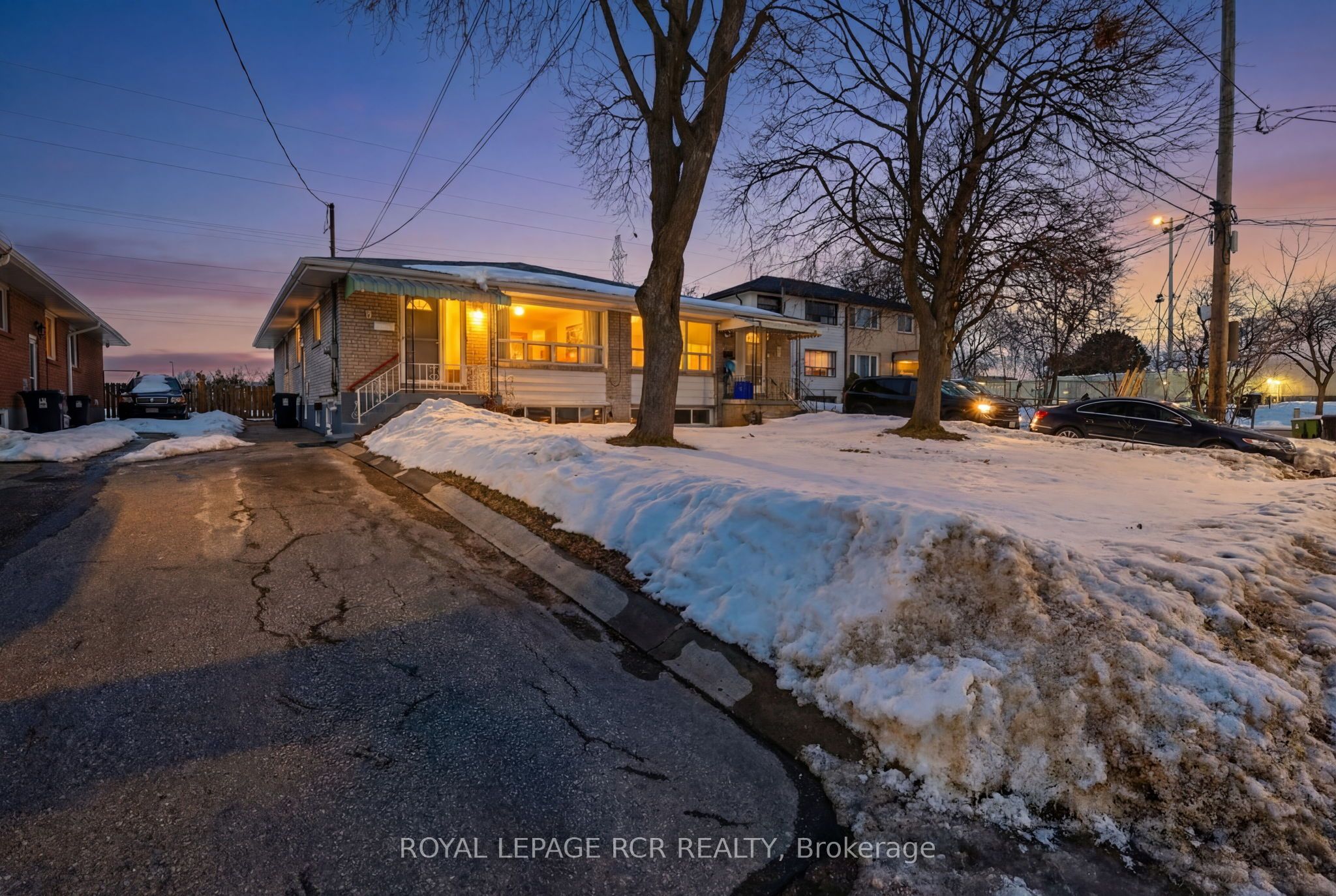 Additional image 2 of 6 Ailsa Craig Court, Toronto, ON, M2R 2B8