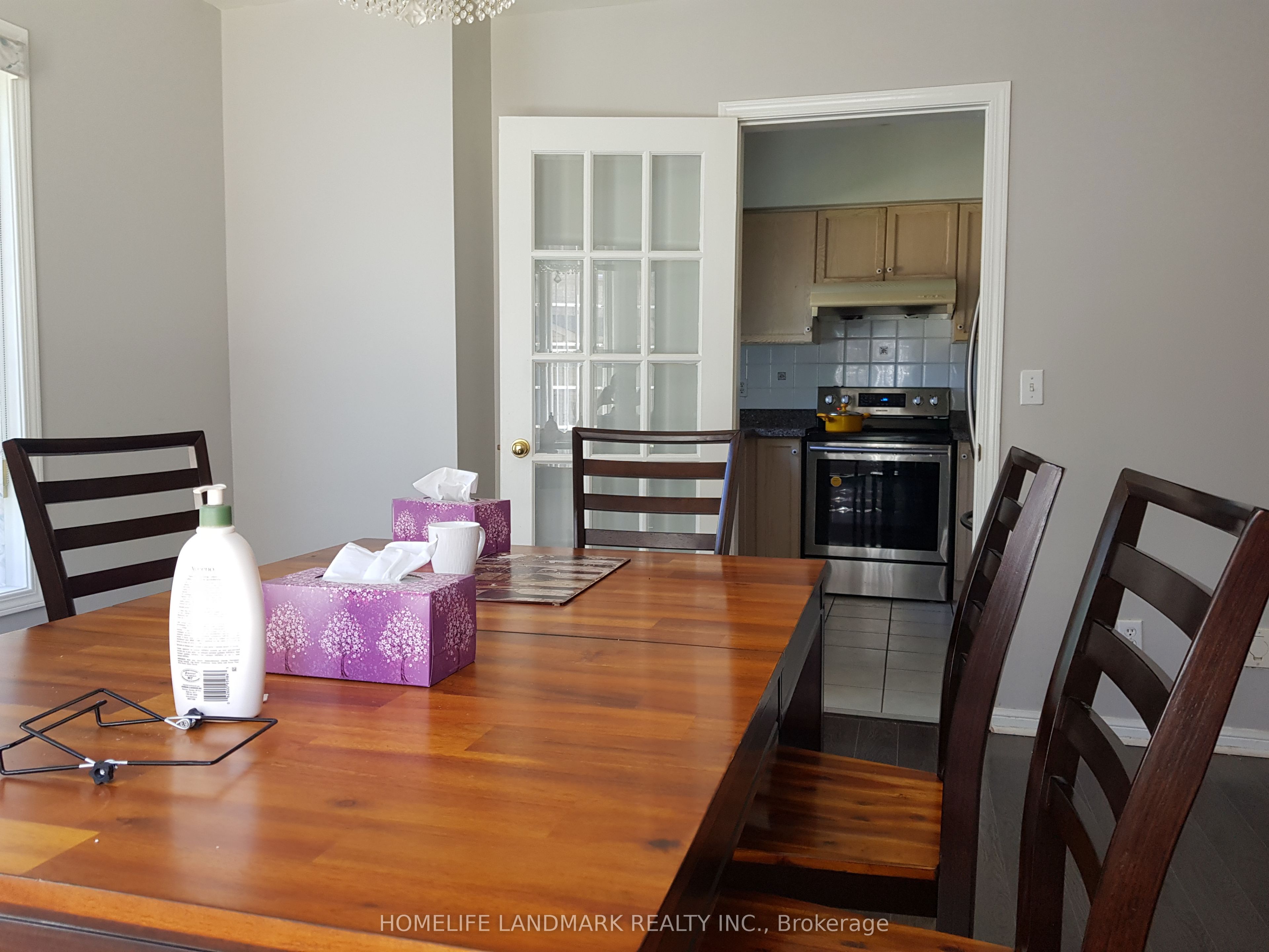 Additional image 3 of 21 - 8 Cox Boulevard