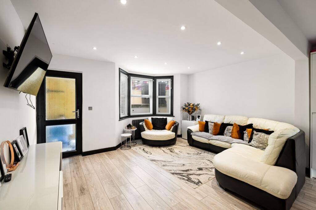 Additional image 4 of Longfield Road, Dover, CT17