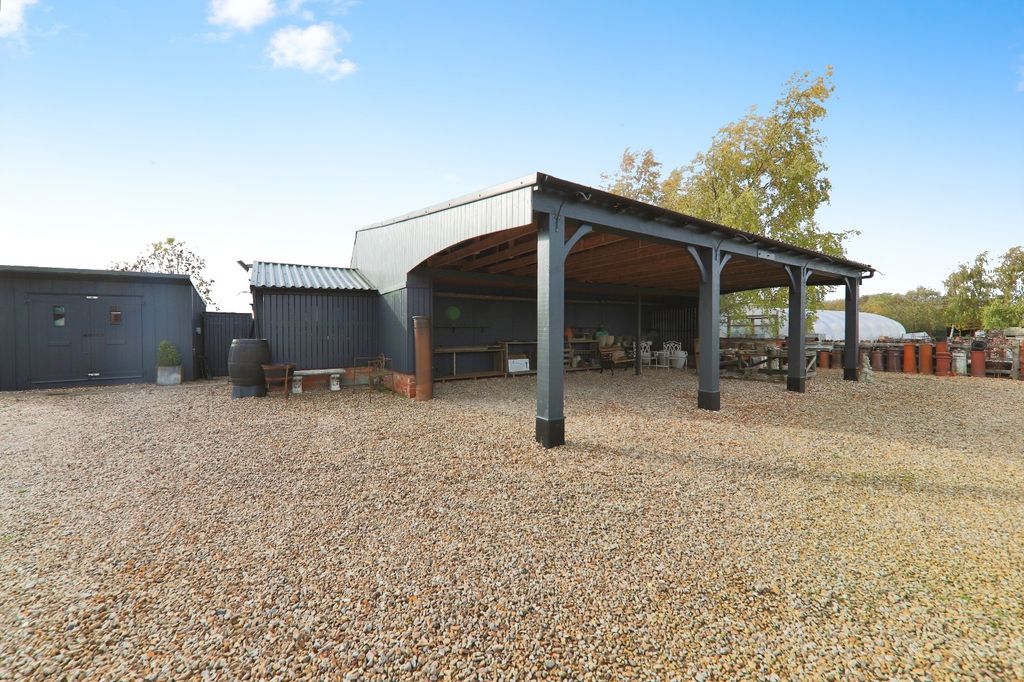 Additional image 17 of 4 bed detached house for saleFerry Road, Barrow Haven, Barrow-Upon-Humber, Lincolnshire DN19