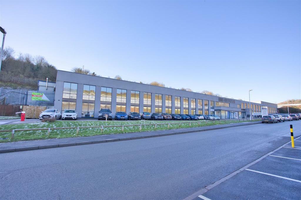 Poulton Close, Dover, CT17