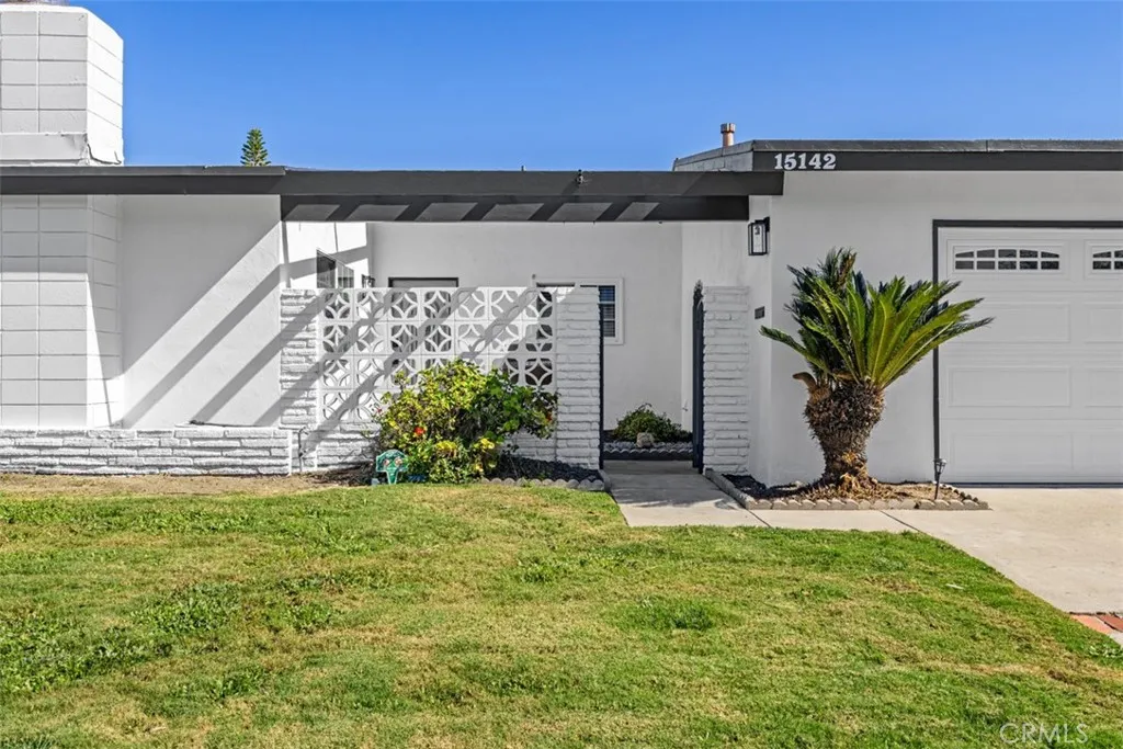 Additional image 8 of 15142 Yorkshire Ln, Huntington Beach, CA 92647