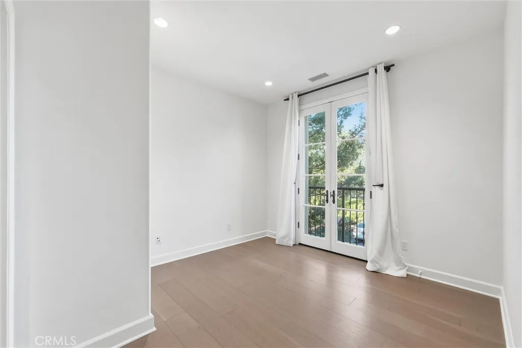 Additional image 78 of 56 Farmhand, Irvine, CA 92602