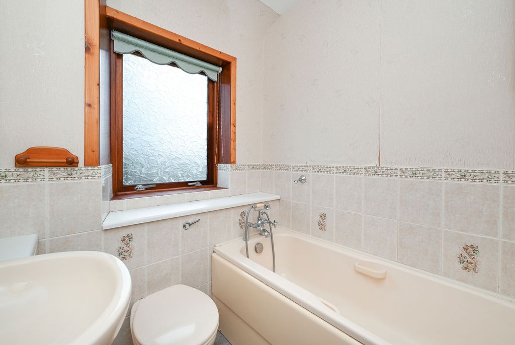 Additional image 28 of 3 bed semi-detached house for sale14 Knab Road, Lerwick, Shetland ZE1