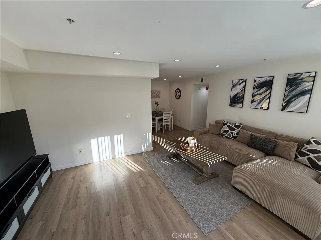 Additional image 11 of 116 W Maple Unit 6, Glendale, CA 91204