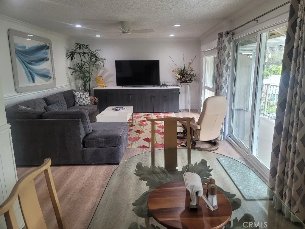 Additional image 7 of 2185 Via Mariposa Unit P, Laguna Woods, CA 92637