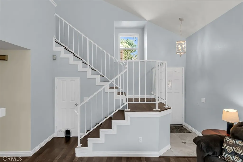 Additional image 3 of 1105 W Victoria St, Rialto, CA 92376