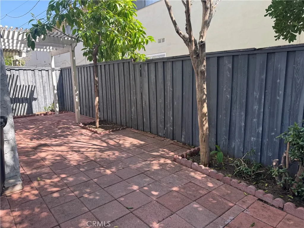 Additional image 33 of 996 W Huntington Dr Unit D, Arcadia, CA 91007