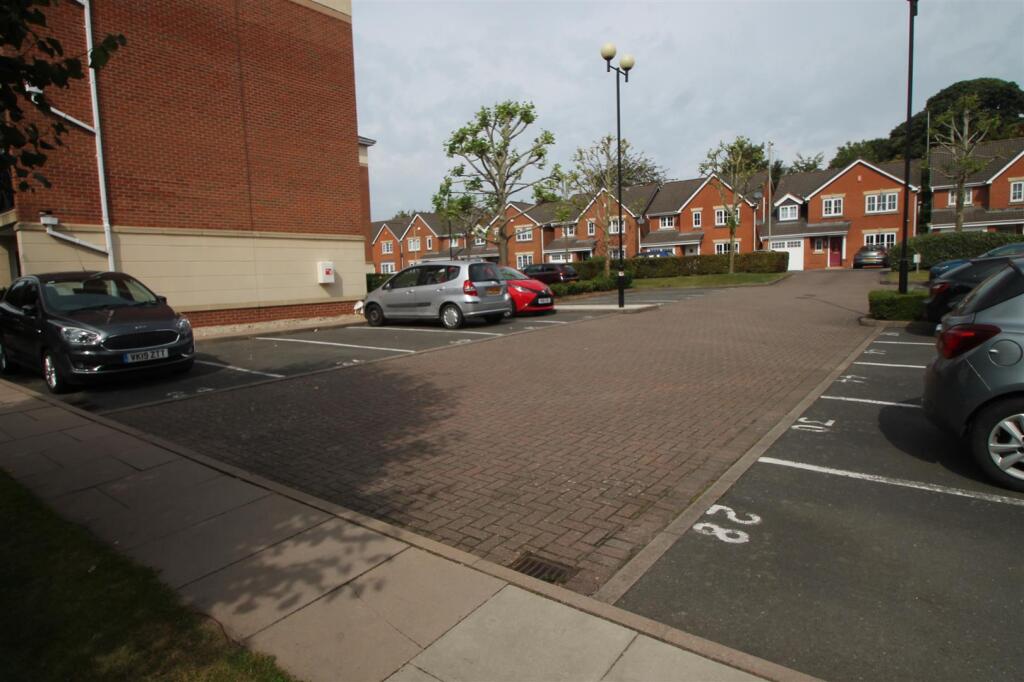 Additional image 9 of Cavalier Drive, Halesowen