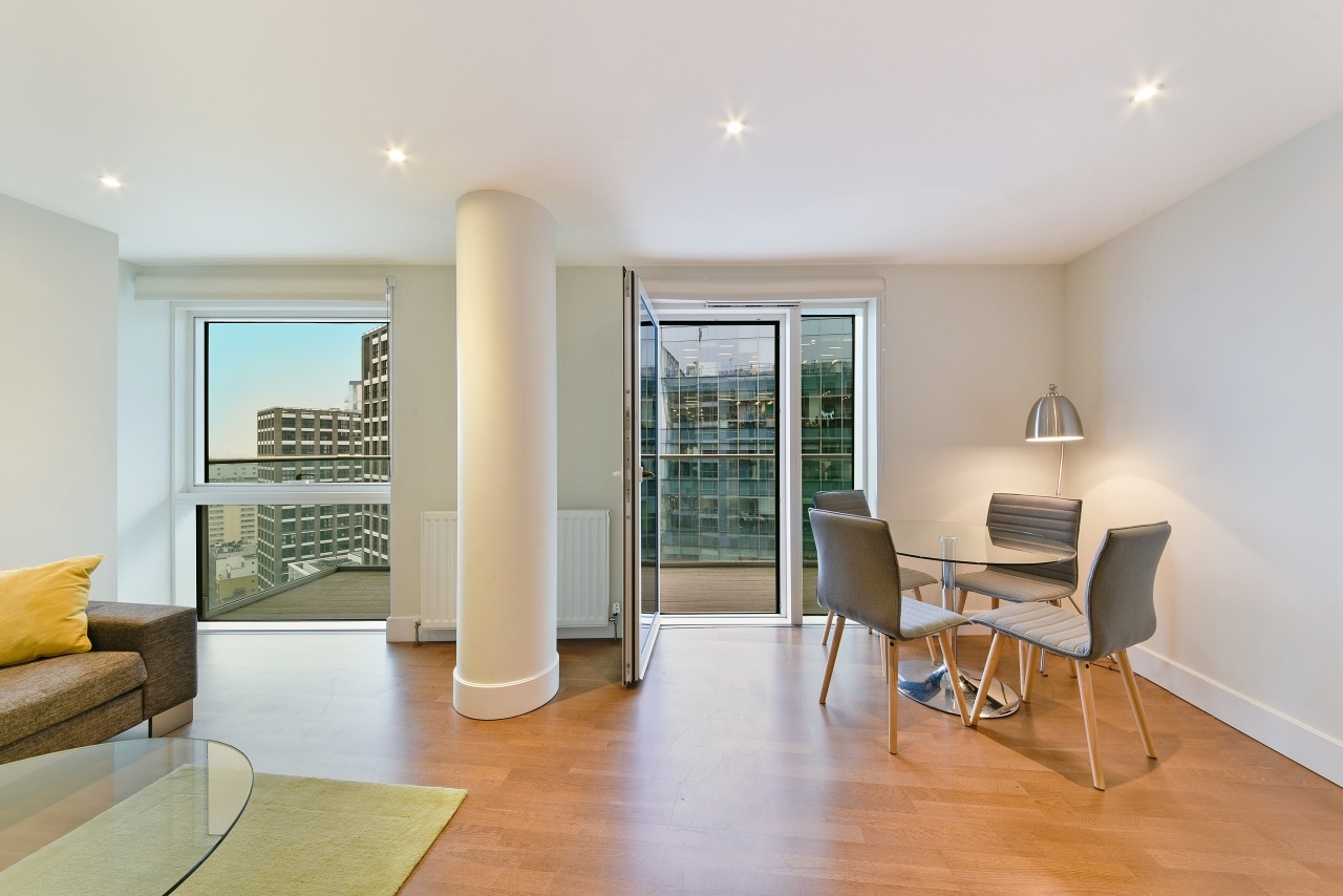 Additional image 2 of 2 Bed Flat, Whitechapel High St, E1, N1 7GU