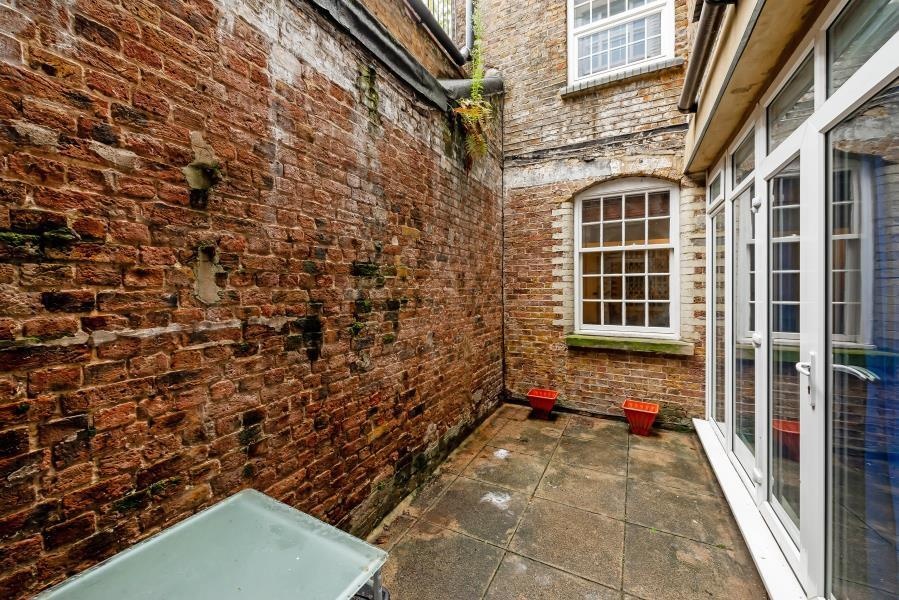 Additional image 8 of 3 Bed Flat, Prince Of Wales Passage, NW1, N1 7GU