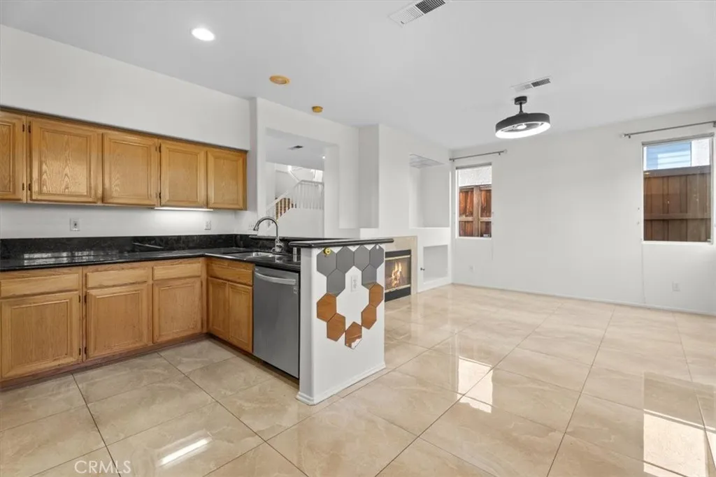 Additional image 11 of 19335 Ackerman Ave, Newhall, CA 91321