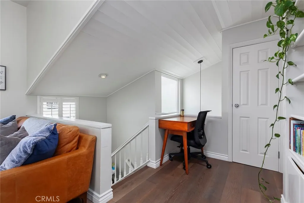 Additional image 18 of 319 Longden Ln, Solana Beach, CA 92075