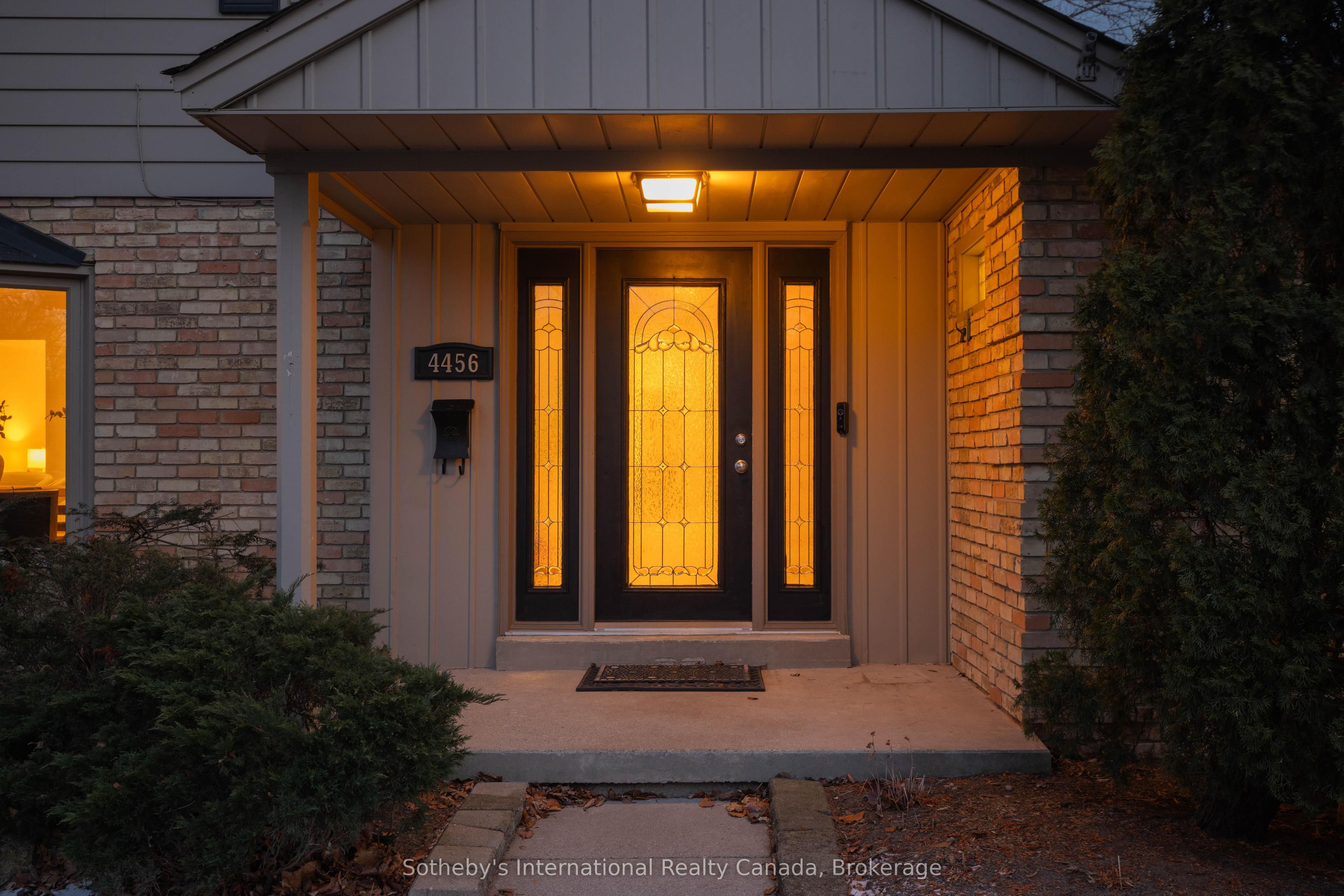 Additional image 4 of 4456 Hawthorne Drive, Burlington, ON, L7L 1G5