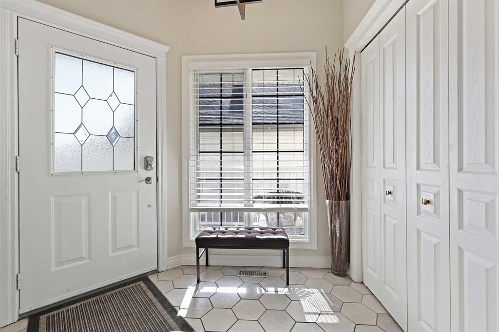 Additional image 5 of 739 Cimarron Close, Okotoks, AB, T1S 1X4