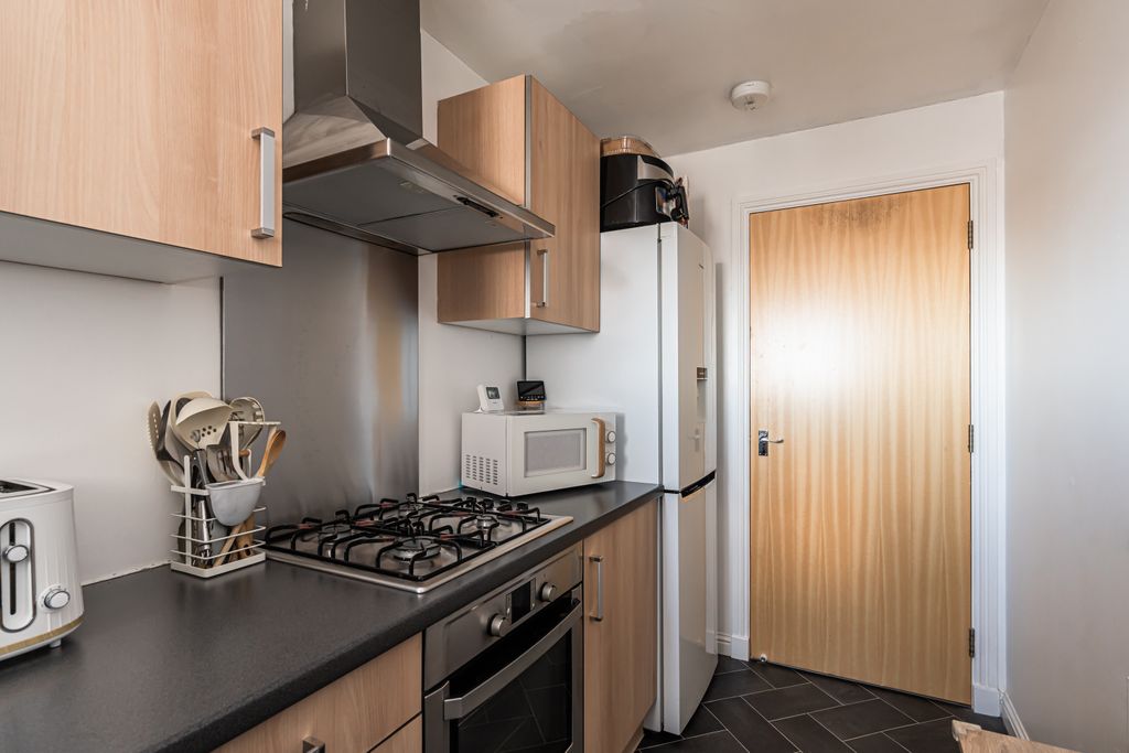 Additional image 6 of 2 bed flat for sale69E Polton Street, Bonnyrigg EH19