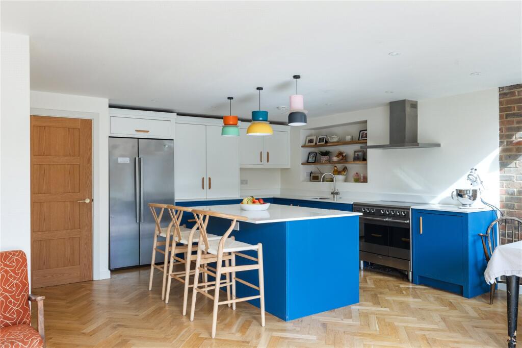 Additional image 31 of St James Road, Harpenden, Hertfordshire, AL5