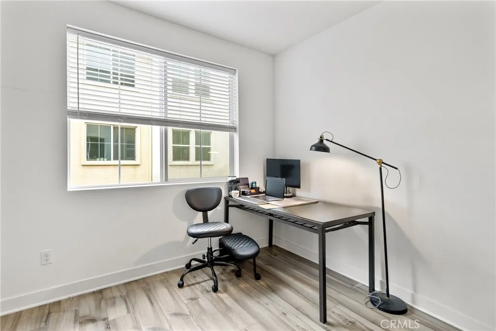 Additional image 19 of 2560 Valentina Way Unit 2, Commerce, CA 90040