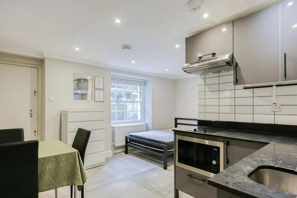 Studio Flat, Very Near Leigh Street Area, WC1H, N1 7GU