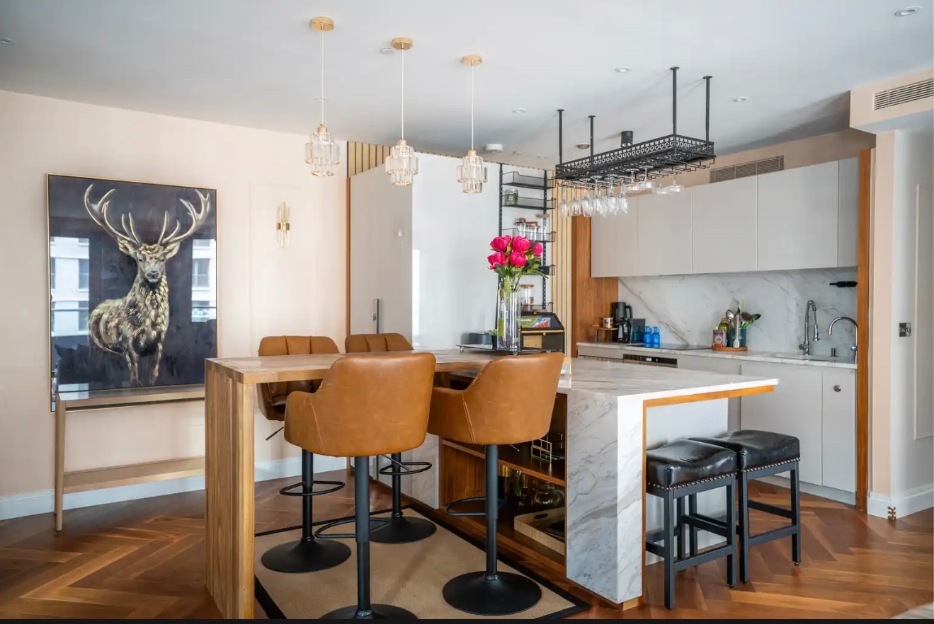 Additional image 11 of 3 Bed Flat, New Union Square, SW11, N1 7GU