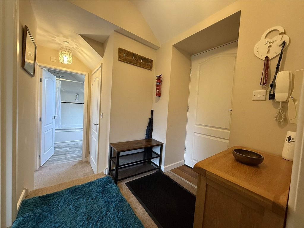 2 bed flat for saleDaffodil Apartment, Redberth Gardens, Redberth, Tenby SA70 photo 2