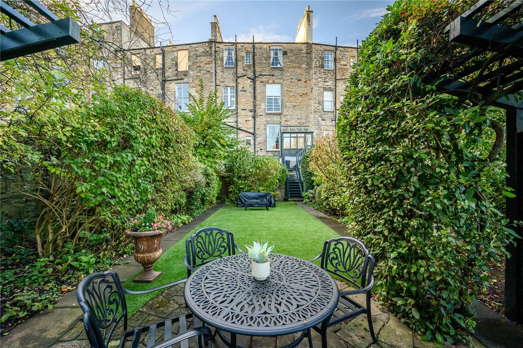 Additional image 27 of 5 bed terraced house for saleDrummond Place, New Town, Edinburgh EH3