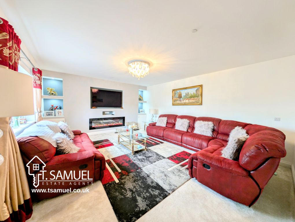 Additional image 4 of 5 bed detached house for saleGolwg Y Mynydd, Llanwonno Road, Mountain Ash CF45
