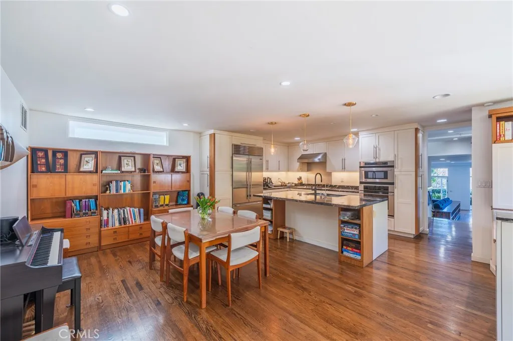 Additional image 12 of 2404 Laurel Avenue, Manhattan Beach, CA 90266