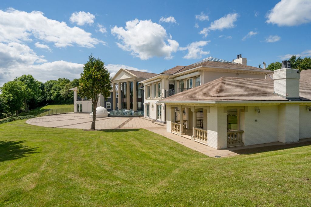 8 bed detached house for saleSherbourne Hill, Warwickshire CV35