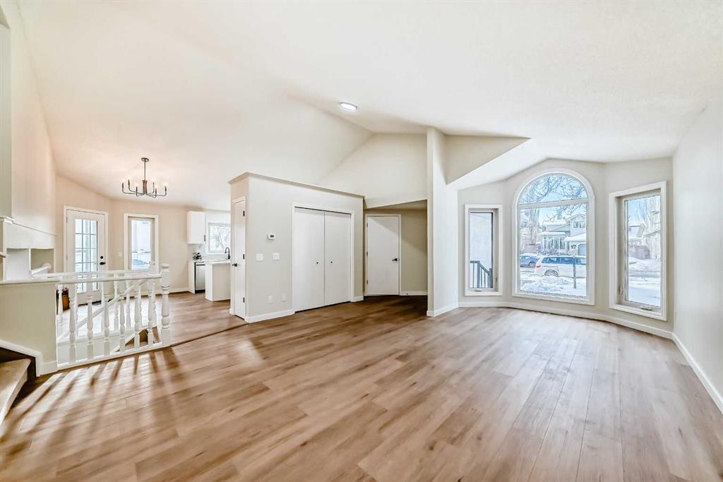 Additional image 3 of 624 Shawinigan Drive SW, Calgary, AB, T2Y 2H4