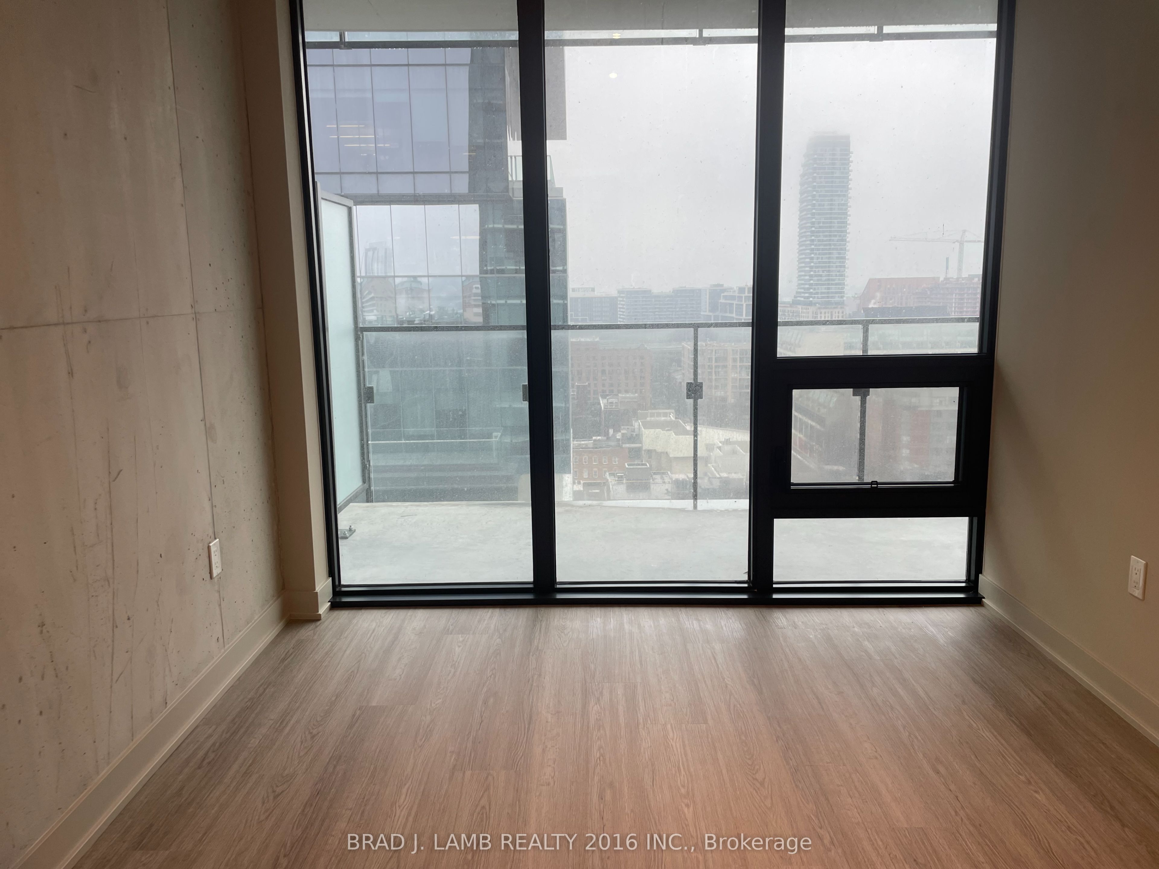 Additional image 4 of 1503-284 King Street, Toronto, ON, M5A 1K4