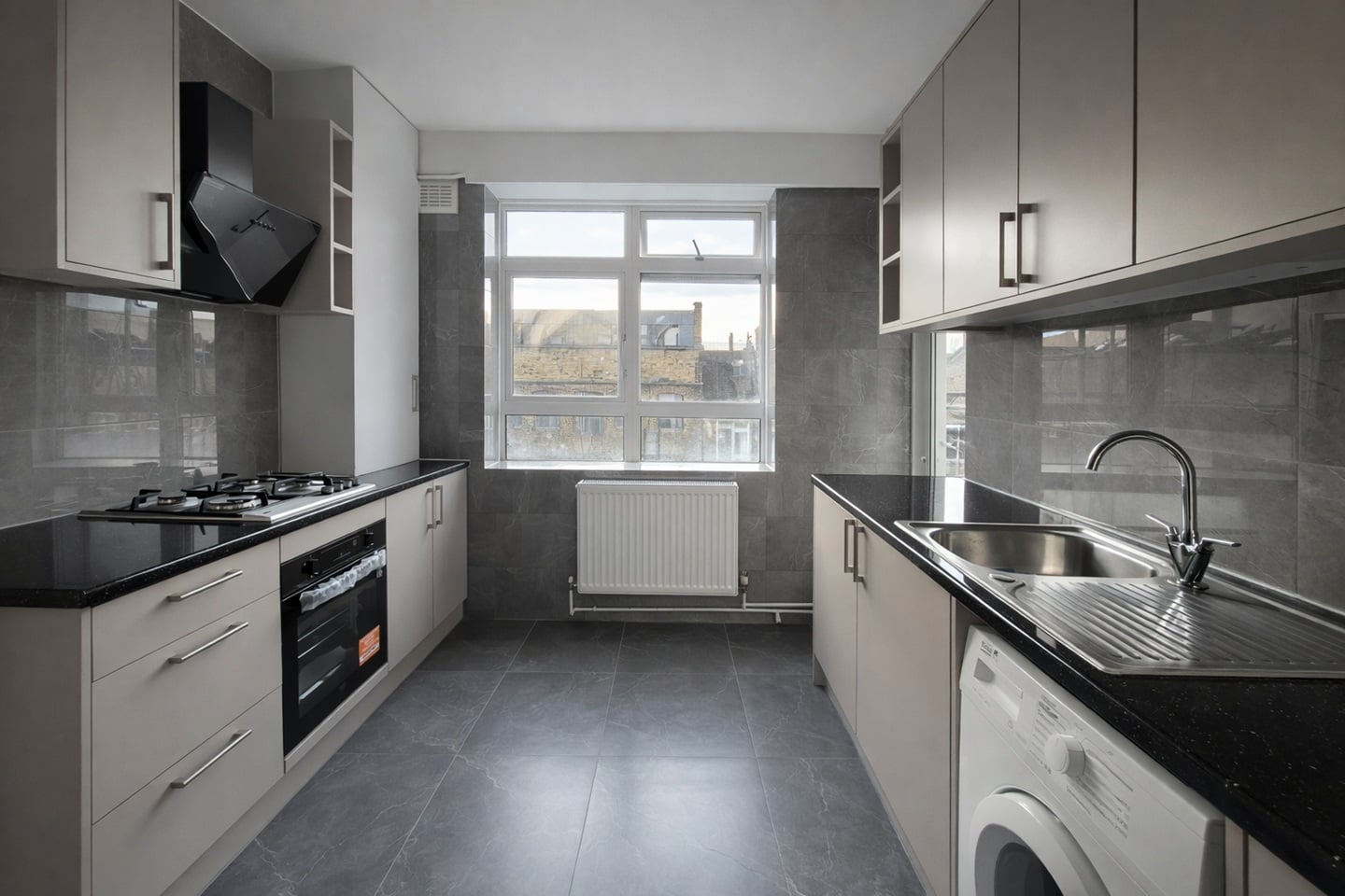 4 Bed Flat, St Peters House, SE17, N1 7GU