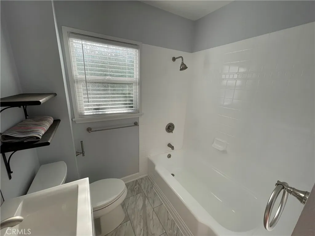 Additional image 22 of 4447 E 14th Street, Long Beach, CA 90804