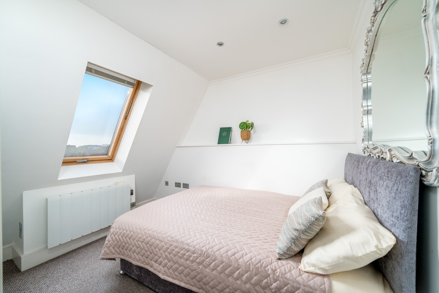 Additional image 3 of 1 Bed Flat, St Pancras Way, NW1, N1 7GU