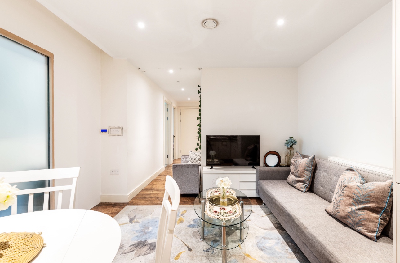 Additional image 28 of 3 Bed Flat, Valetta House, SW11, N1 7GU