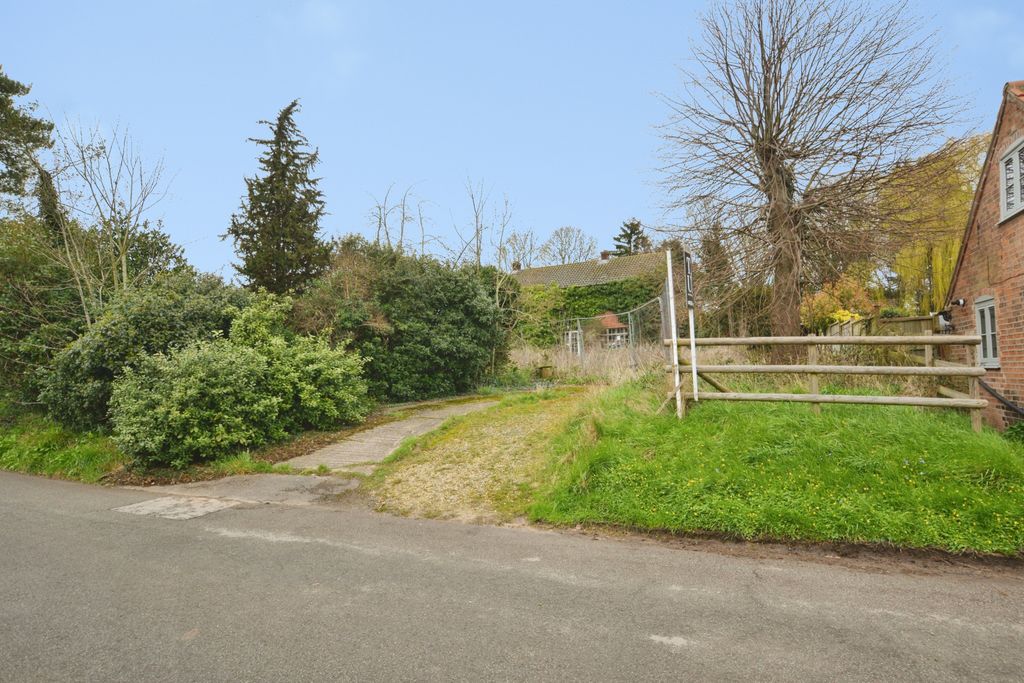 Land for saleHockerton Road, Upton, Newark NG23