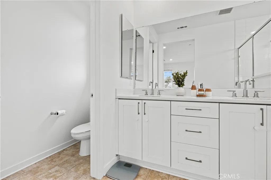 Additional image 62 of 1544 W Plaza Del Amo, Torrance, CA 90501