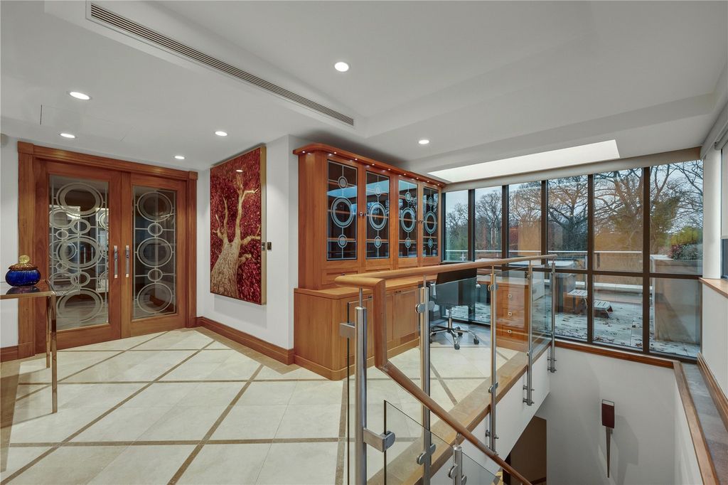 Additional image 13 of 2 bed flat for saleCharters Garden House, Charters Road, Sunningdale, Berkshire SL5