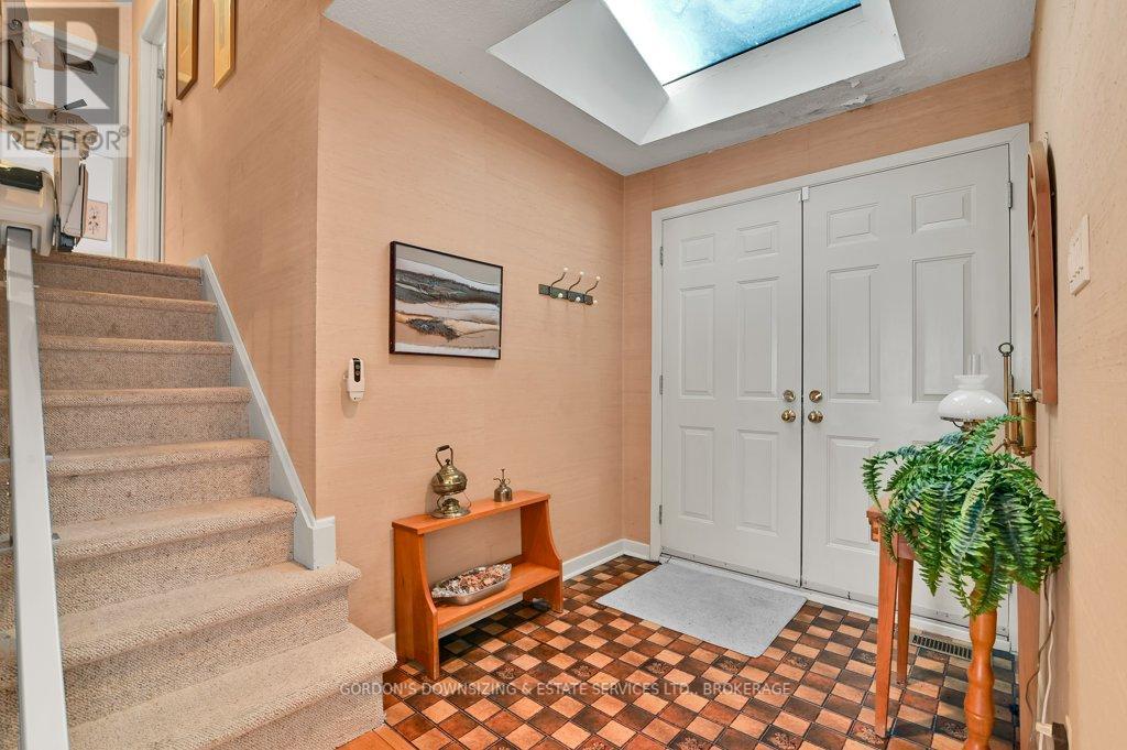 Additional image 4 of 109 Dorothea Drive, Ottawa, ON, K1V7C6