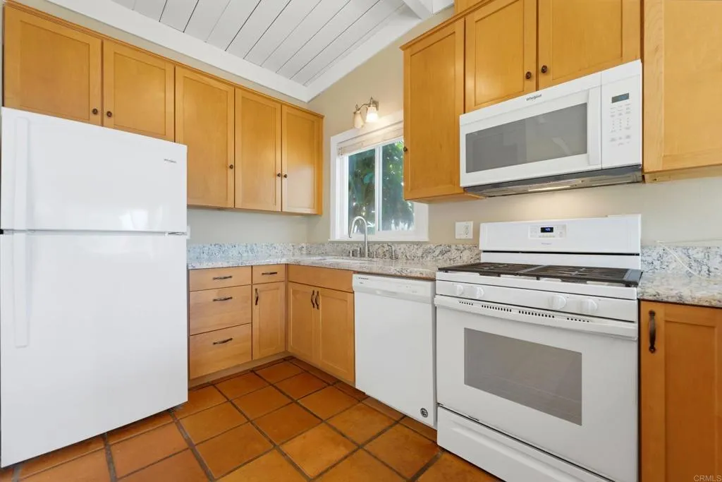 Additional image 28 of 1550 Seacost Drive Unit B, Imperial Beach, CA 91932