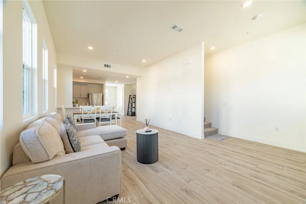 Additional image 43 of 160 N New Ave Unit 8, Monterey Park, CA 91755