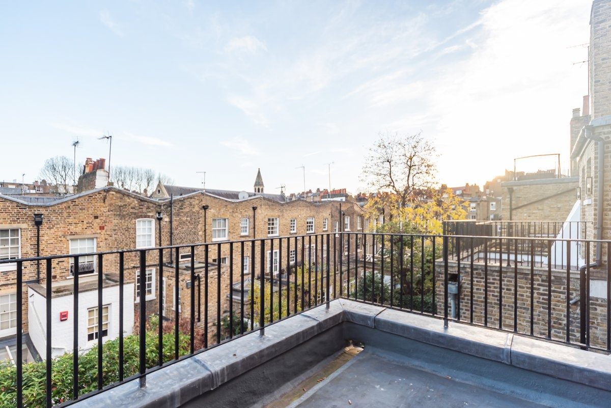 Additional image 8 of 3 Bed Flat, Redburn Street, SW3, N1 7GU