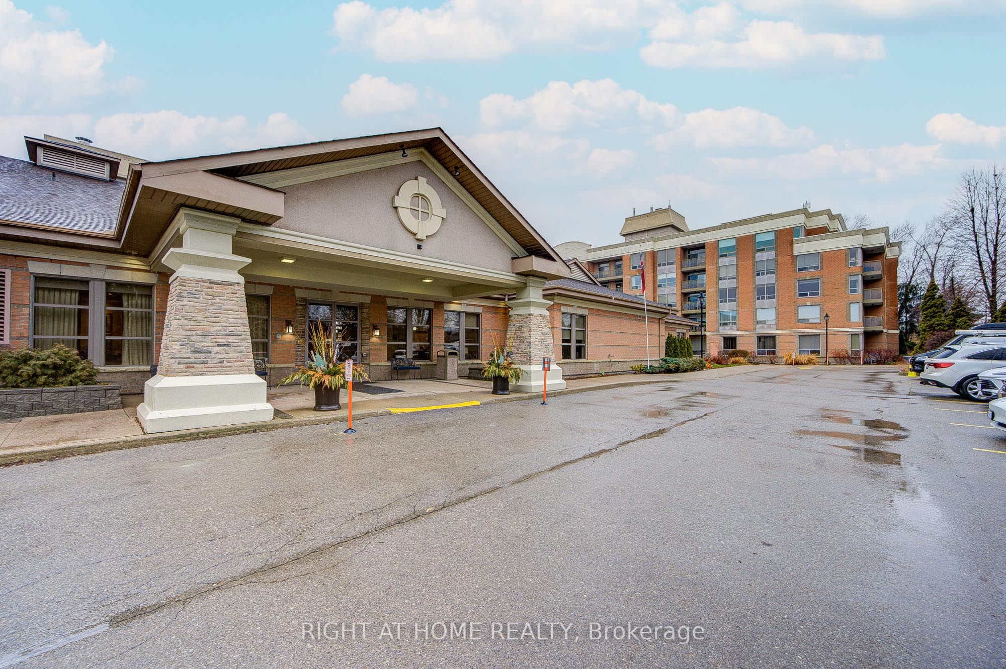 Additional image 5 of 2406-100 Burloak Drive, Burlington, ON, L7L 6P6